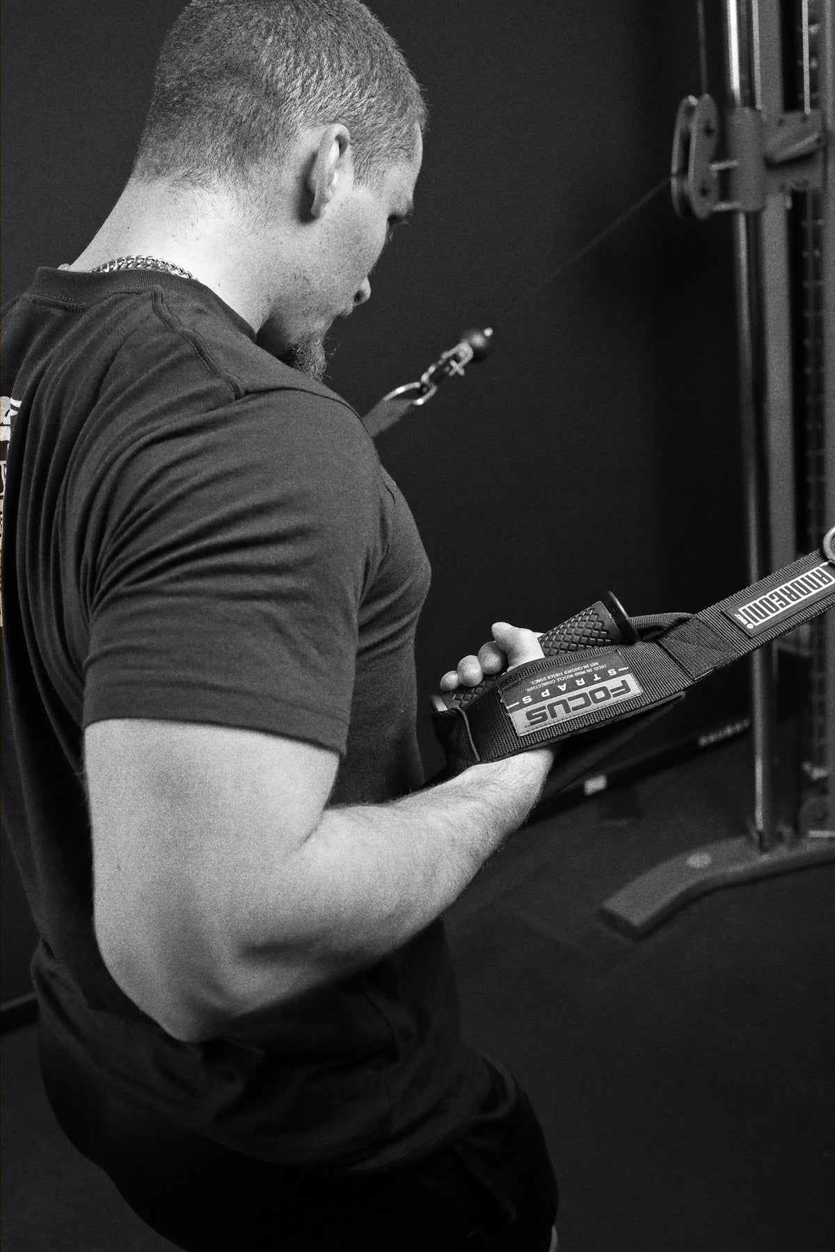 ANDREONI FOCUS STRAPS (TM)  - The cable attachment that won't crush your finger bones. - Andreoni.Fitness